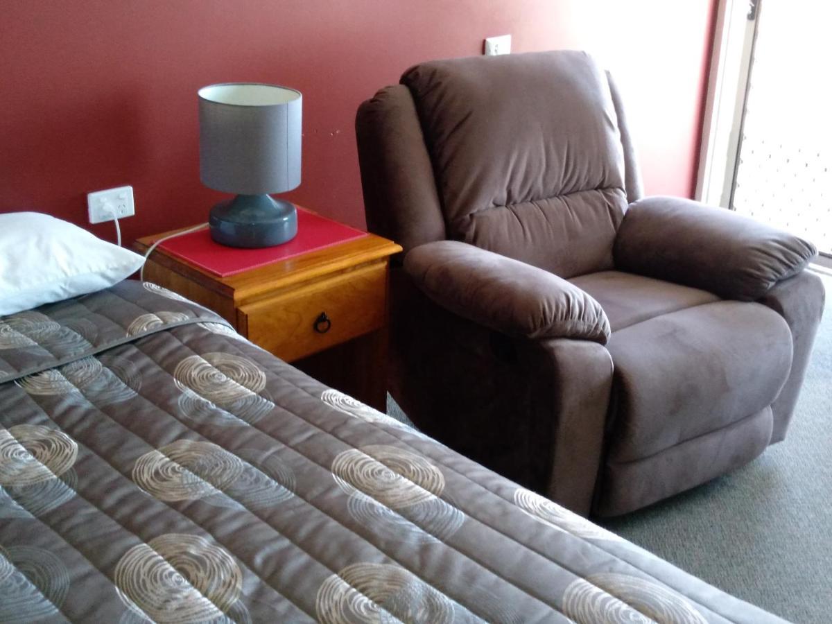 Millicent Motel Екстер'єр фото